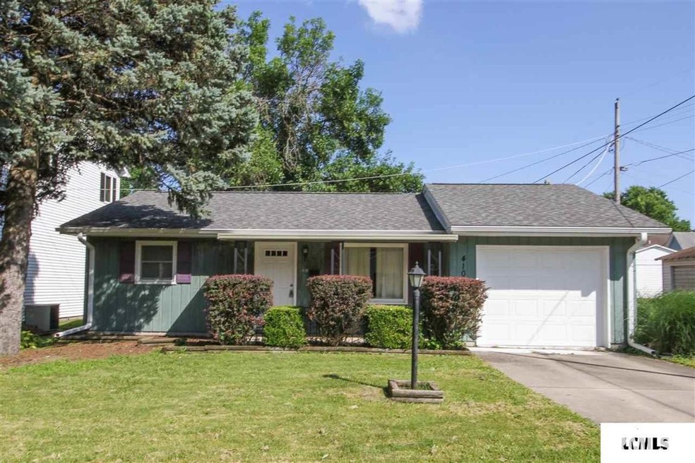 410 S Sheridan St, Lincoln, IL 62656 - photo 1