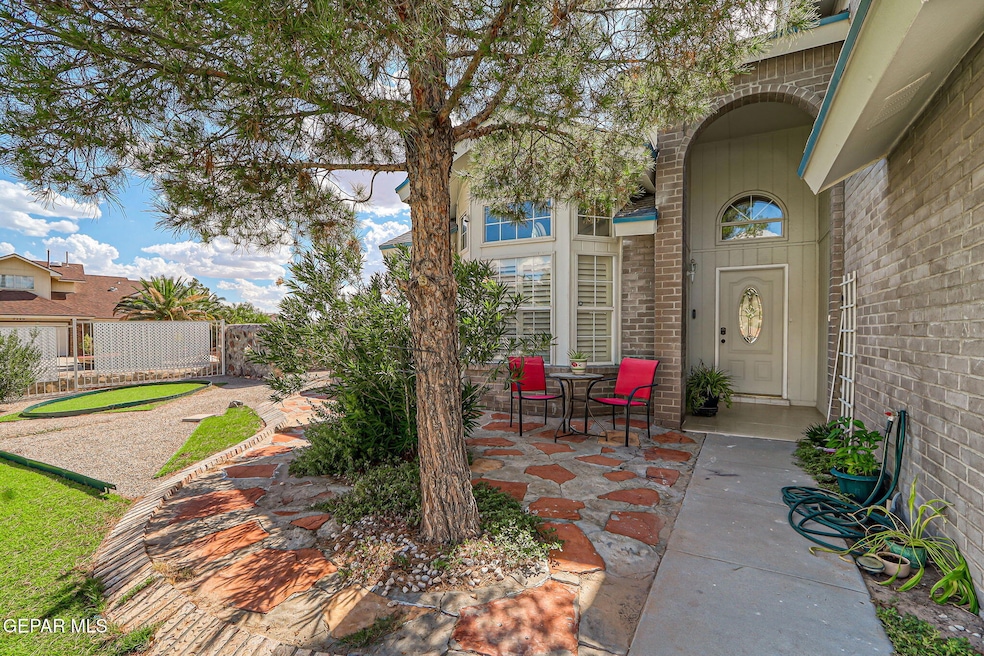 For Sale $325,000 • Co-Listing Agent