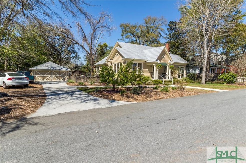 2807 3rd St, Savannah, GA 31404 - photo 1