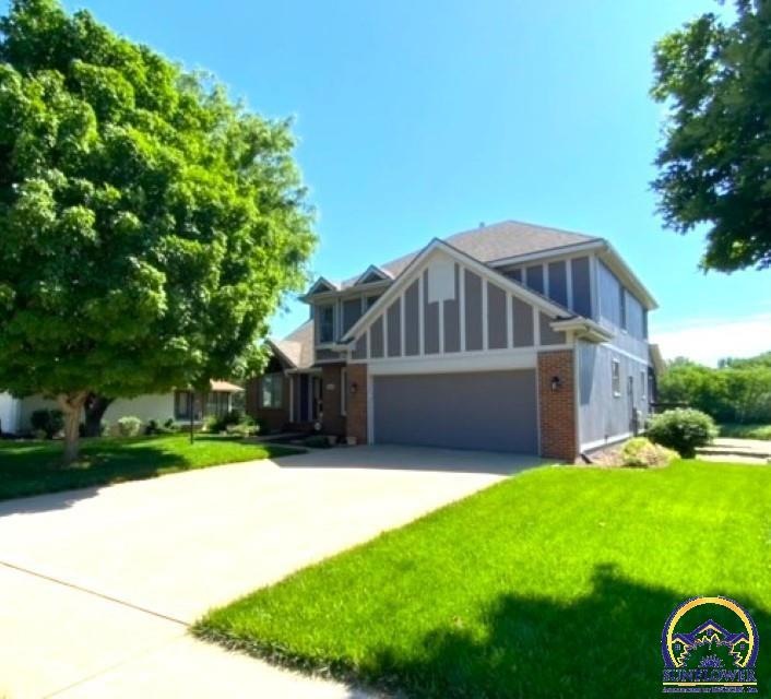2208 SW Pondview Dr, Topeka, KS 66614 - photo 1
