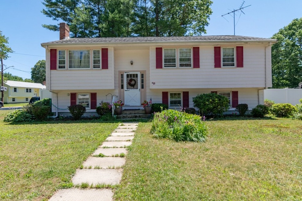 31 Shaw Rd, Rockland, MA 02370 - photo 1