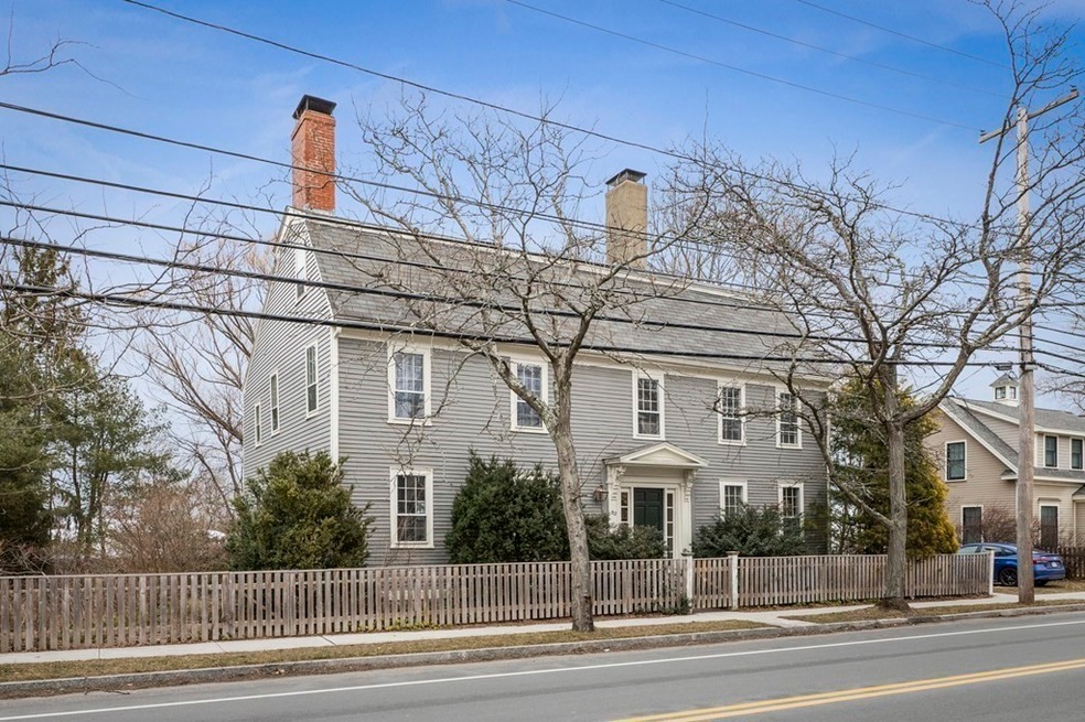 312 Merrimac St unit 2, Newburyport, MA 01950 - photo 1