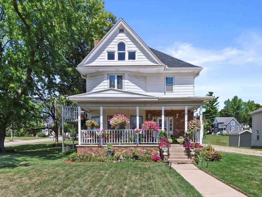 Charming Home!