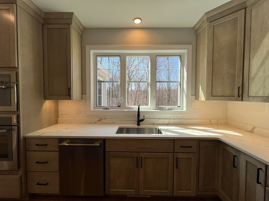 198 Sage Ln, Portsmouth, NH 03801 - photo 1