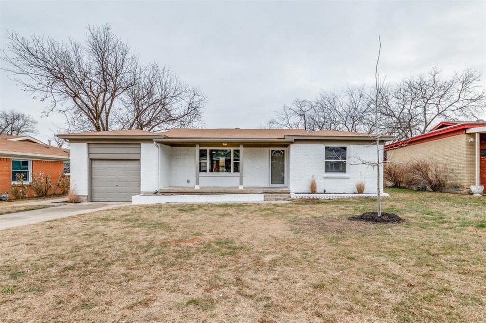 509 Crandle Dr, Fort Worth, TX 76108 - photo 1