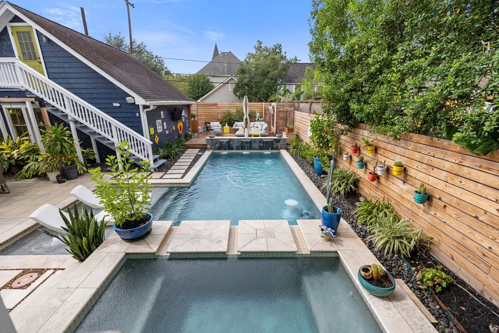 719 Oxford St, Houston, TX 77007 - photo 1