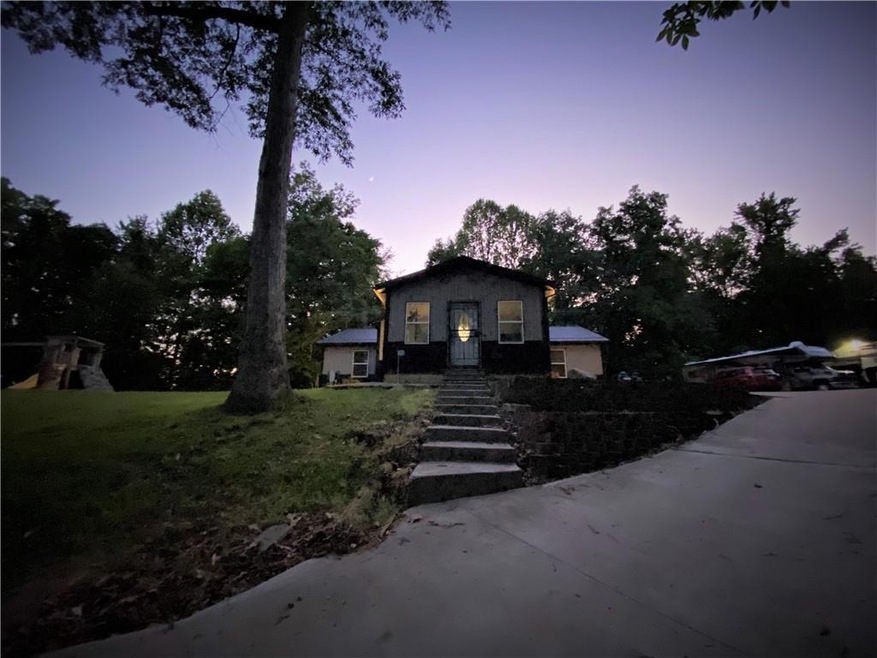 541 E Booe Rd, Austin, IN 47102 - photo 1