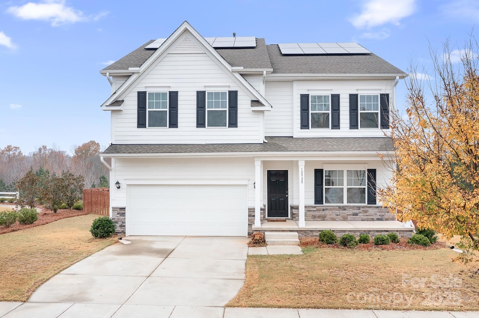12928 Aberdeen Park Dr, Huntersville, NC 28078 - photo 1
