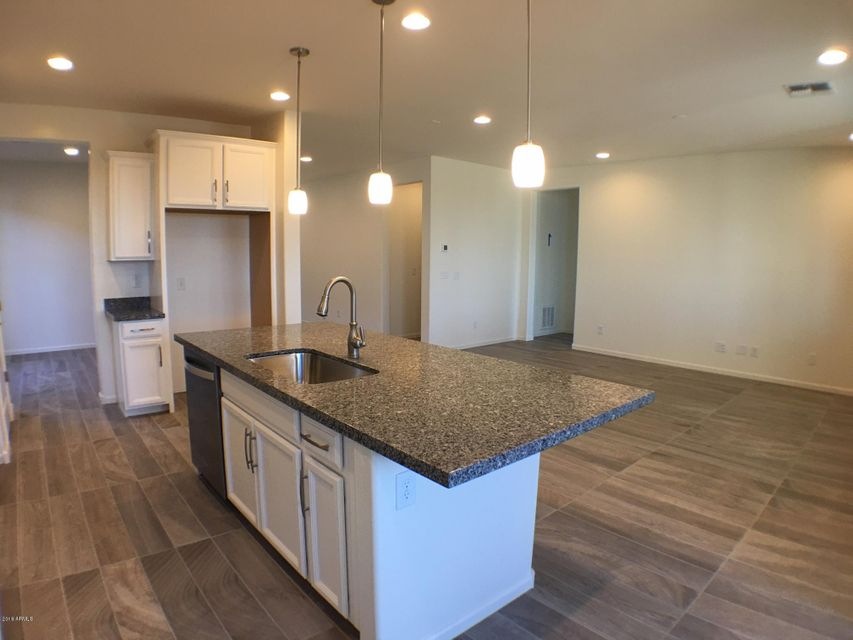 greatroom.kitchen