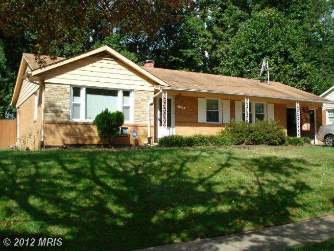 14100 Parkland Dr, Rockville, MD 20853 - photo 1