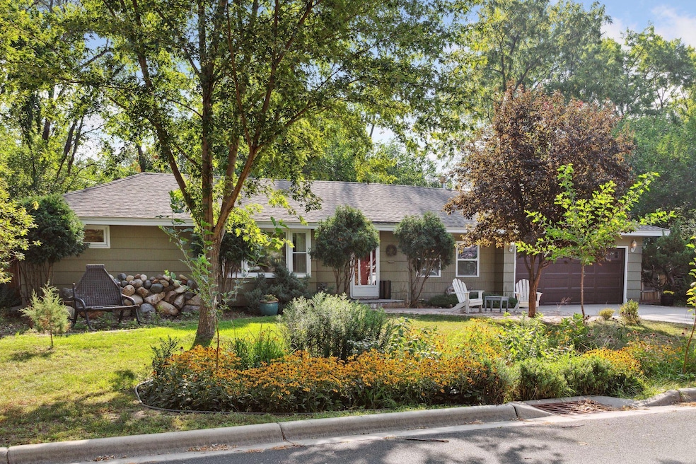 8815 Fremont Ave S, Bloomington, MN 55420 - photo 1