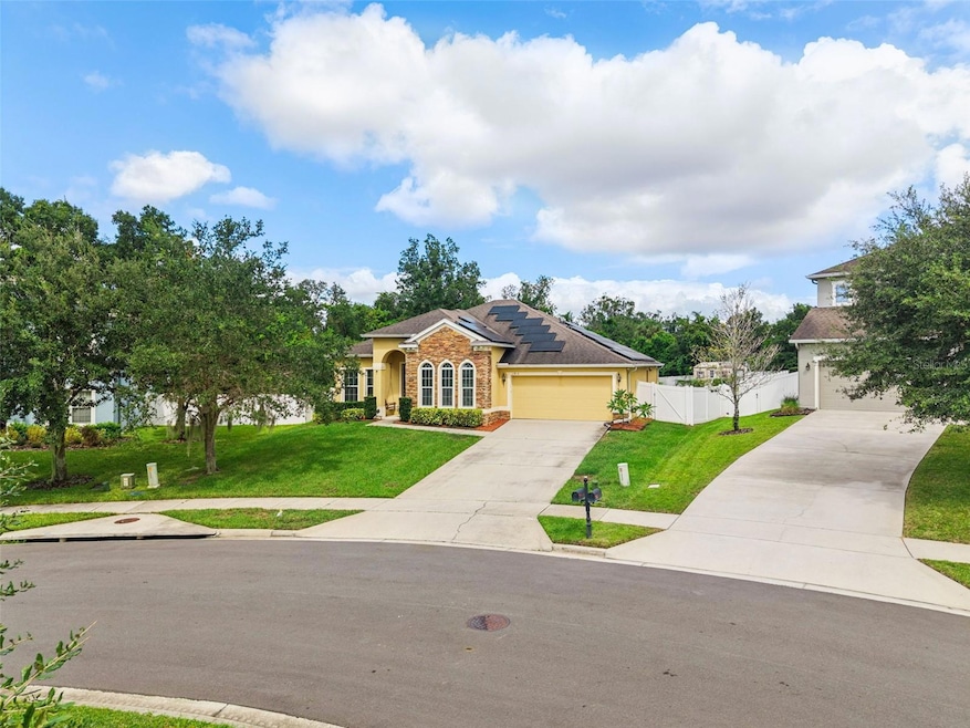 1913 Sanderlin Point Loop, Apopka, FL 32703 - photo 1