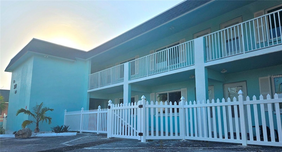 350 73rd Ave unit 4, Saint Pete Beach, FL 33706 - photo 1