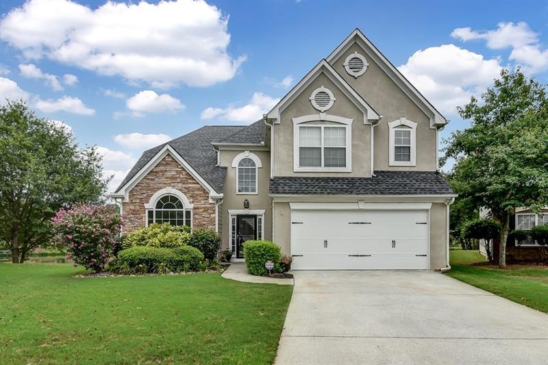 15050 Crabapple Lake Dr, Roswell, GA 30076 - photo 1