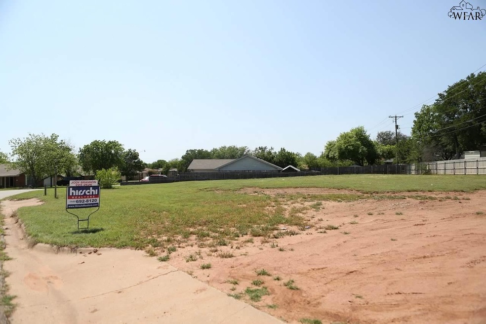 1506 Hursh Ave, Wichita Falls, TX 76302 - photo 1