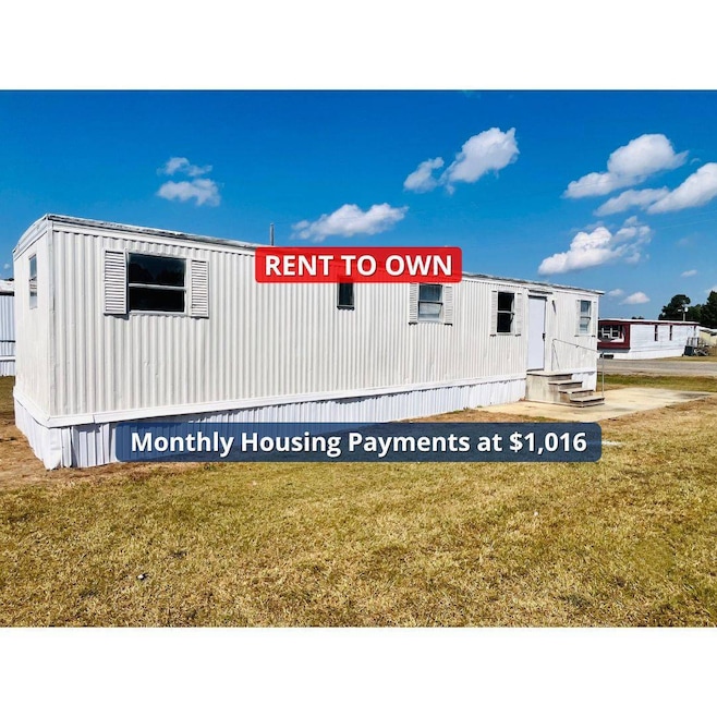 314 Mark Rd unit 314R, Dillon, SC 29536 - photo 1