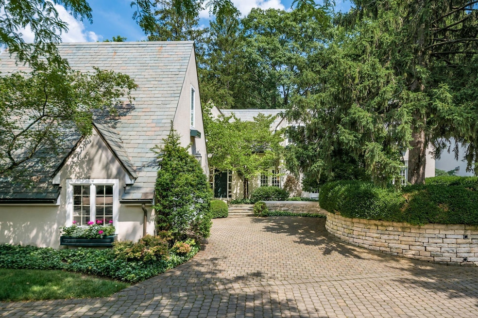 2 Stonegate Village Drive