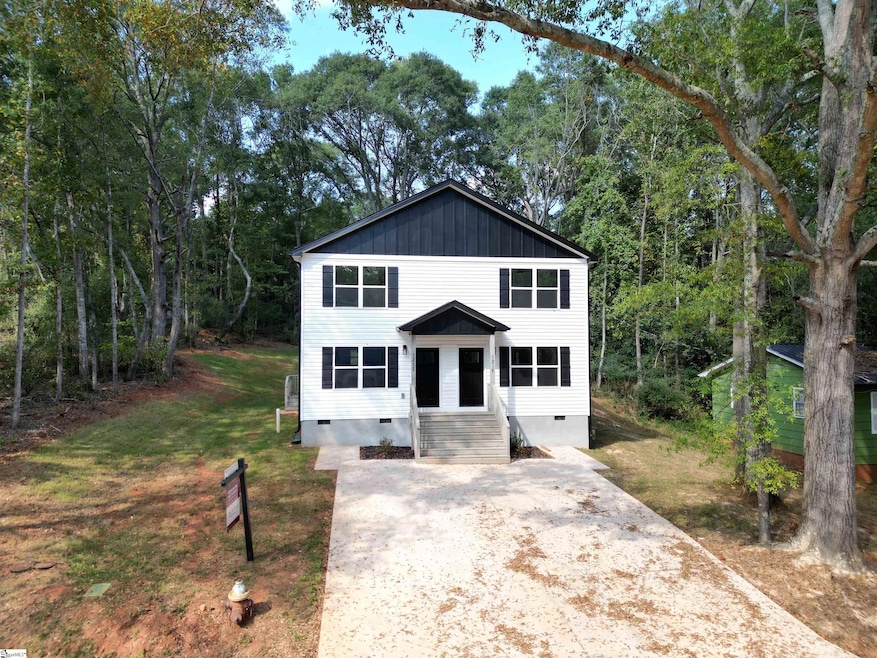 121 E & F Brookmeade Dr, Anderson, SC 29621 - photo 1