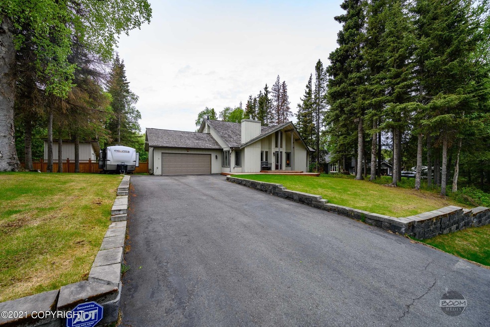 10410 Lone Tree Dr-1