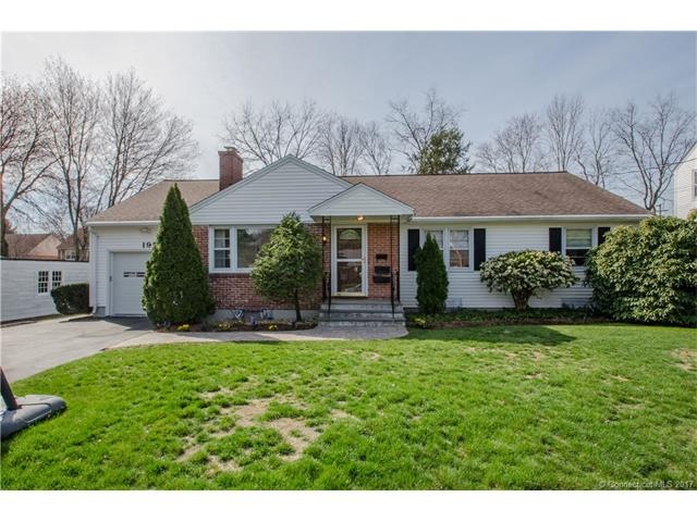 195 Brewster Rd, West Hartford, CT 06117 - photo 1