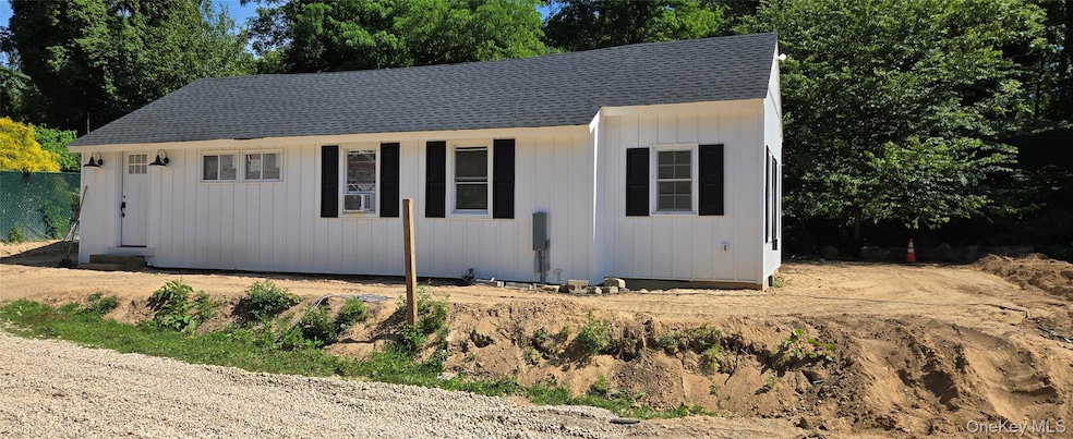 340 Main St, Setauket, NY 11733 - photo 1