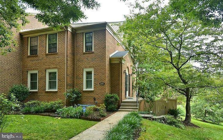 11416 Empire Ln, Rockville, MD 20852 - photo 1