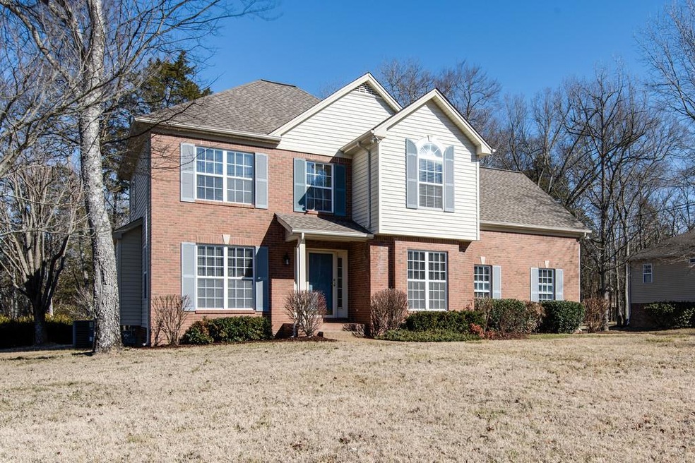 Welcome to 213 Norfolk Lane