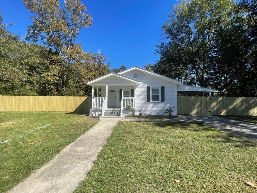 517 S Haugh Ave, Picayune, MS 39466 - photo 1