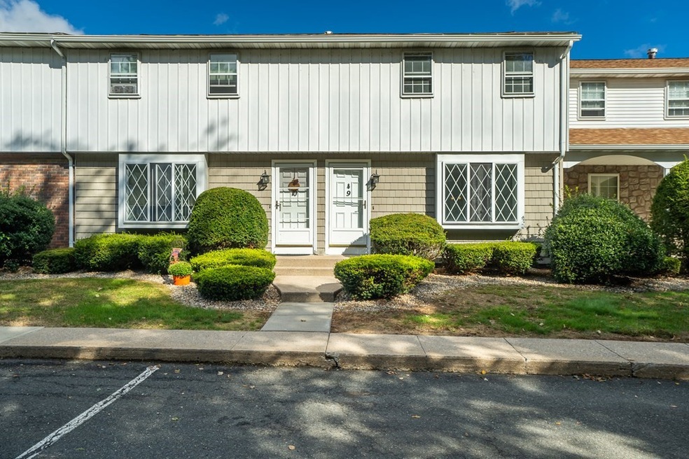 84 Fuller St unit 9, Ludlow, MA 01056 - photo 1