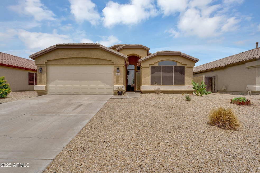 1-web-or-mls-10226 W Country Club Trail-