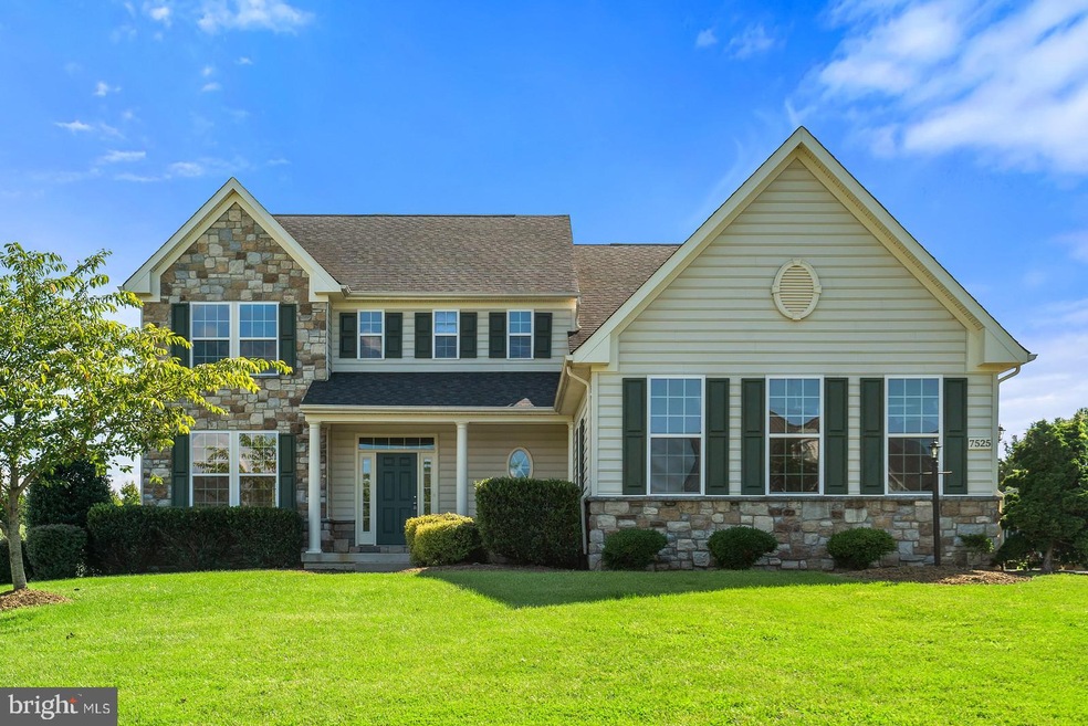 7525 Edington Dr, Warrenton, VA 20187 - photo 1