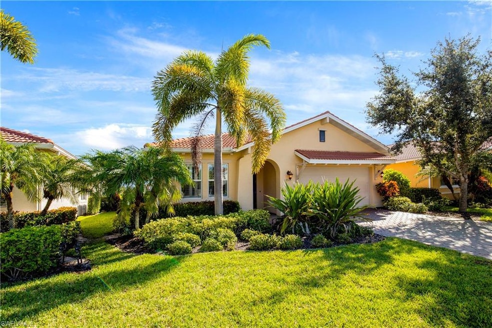 13515 Cambridge Ln, Naples, FL 34109 - photo 1