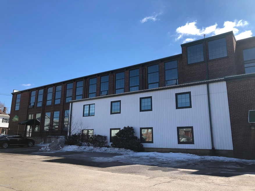 324 Allen St unit 11, West Hazleton, PA 18202 - photo 1