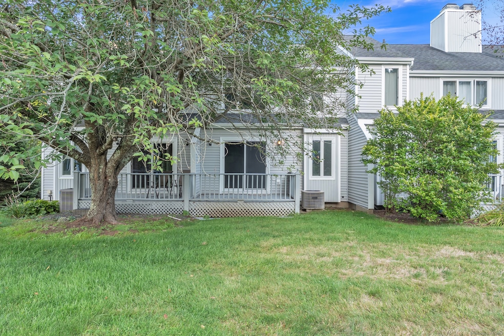 257 Sabin St unit 23, Putnam, CT 06260 - photo 1