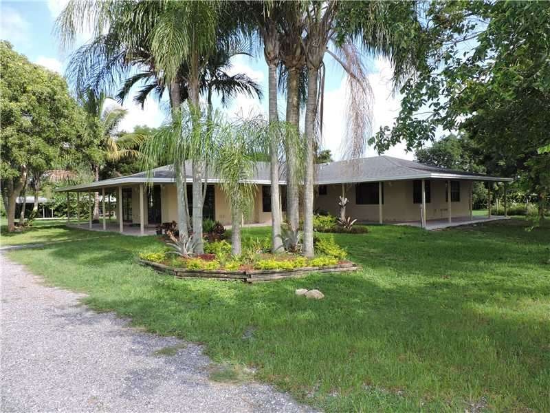 24430 SW 157 Ave, Miami, FL 33031 - photo 1