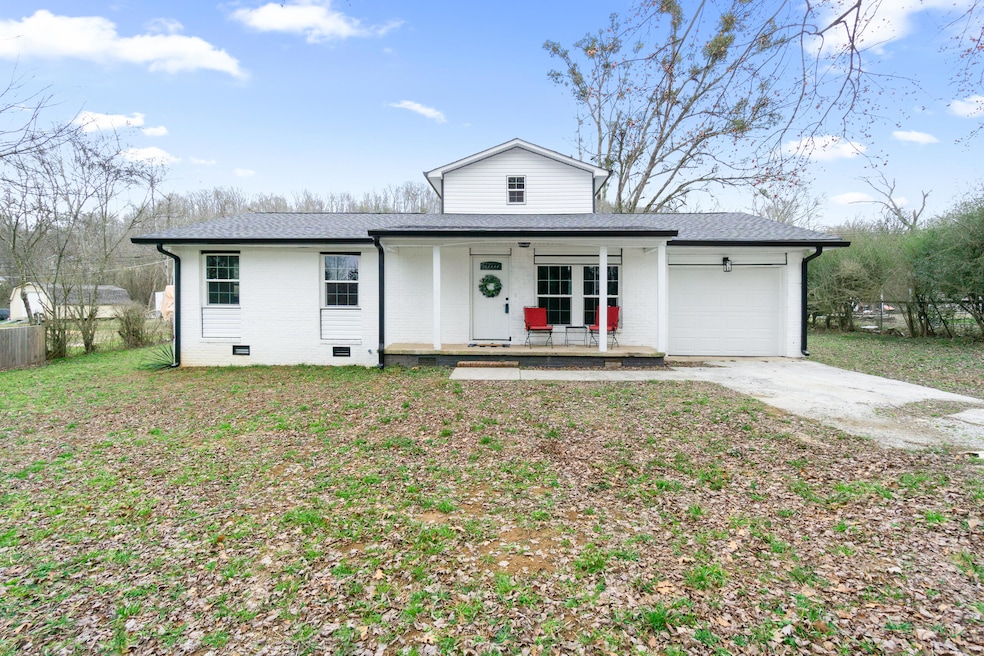 2703 Shellmound Rd-2