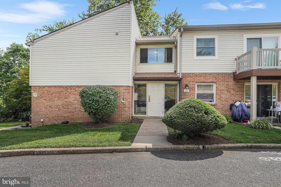 280 Bridgewater Rd unit D-4, Brookhaven, PA 19015 - photo 1