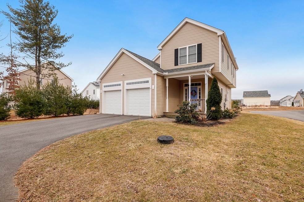 15 Geordan Ave, Bellingham, MA 02019 - photo 1