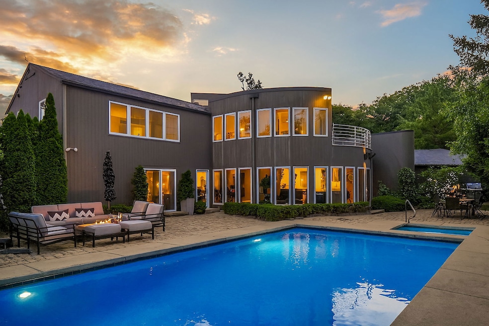 For Sale $2,849,000 • Co-Listing Agent