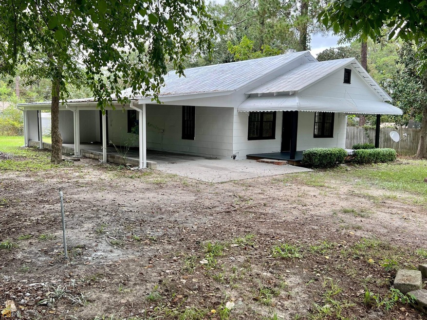 73 Parker St, Mc Rae, GA 31055 - photo 1
