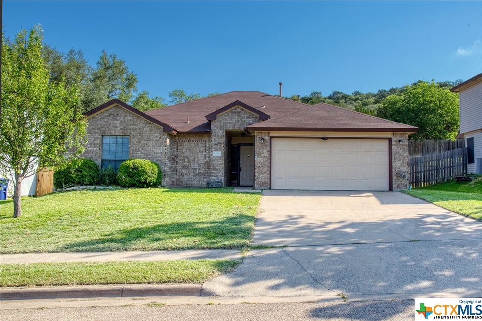 305 Dillon Dr, Copperas Cove, TX 76522 - photo 1