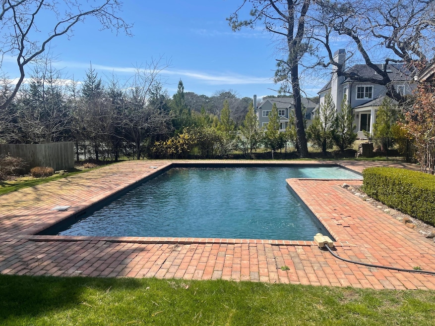 Sold $1,340,000 • Co-Listing Agent