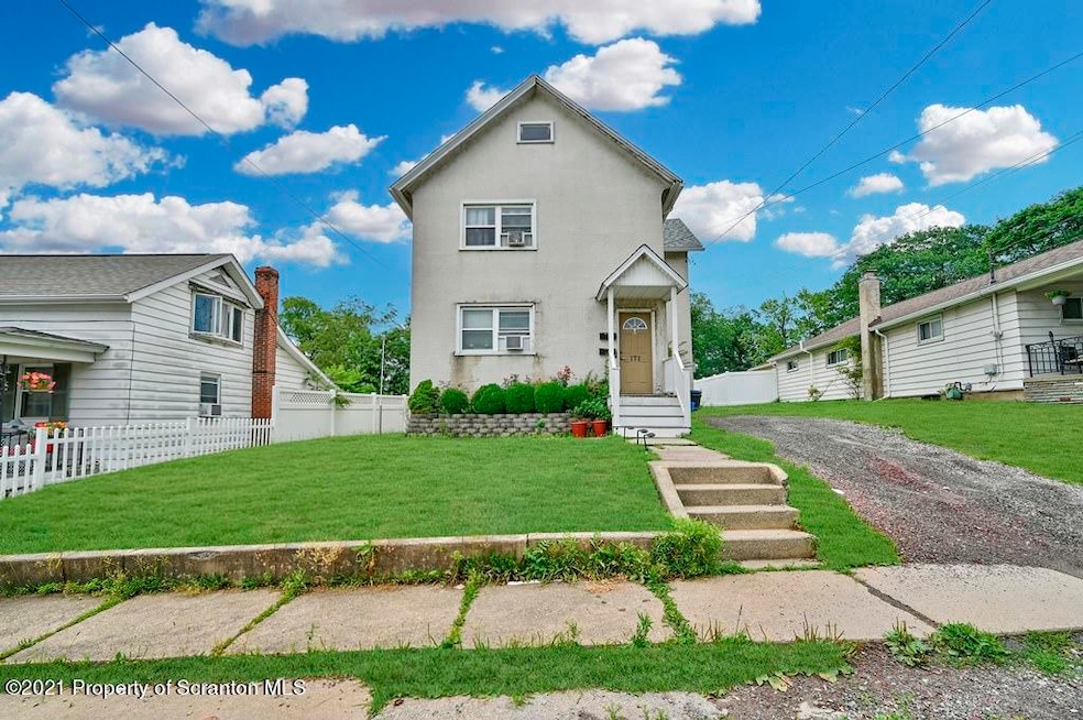 171 E Pine St, Dunmore, PA 18512 - photo 1