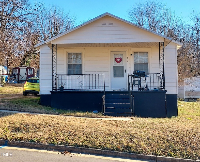 819 Moore St, Reidsville, NC 27320 - photo 1