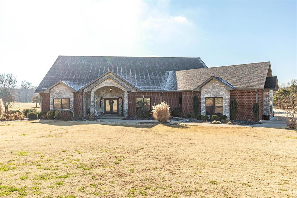 14120 Augusta Cir, Dexter, MO 63841 - photo 1