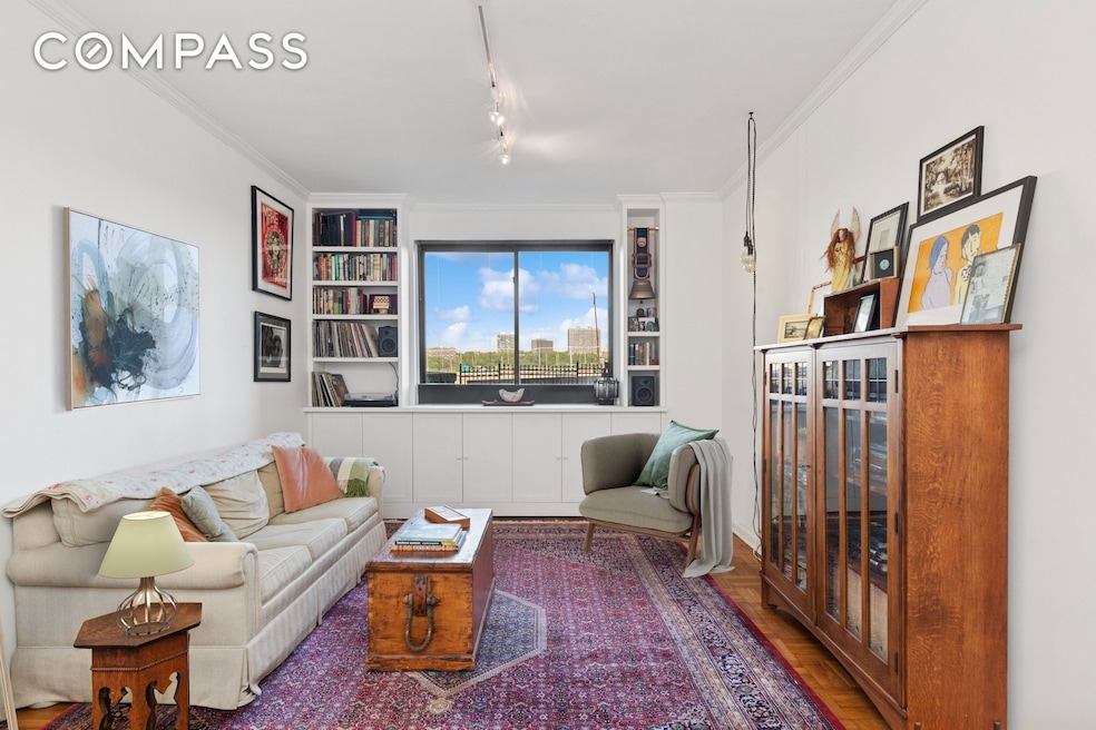 For Sale $699,000 • Co-Listing Agent