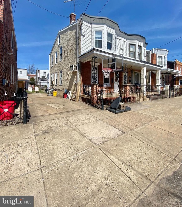4526 E Thompson St, Philadelphia, PA 19137 - photo 1