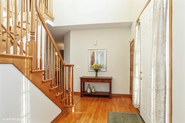 4712 Fesseneva Ln, Naperville, IL 60564 - photo 1