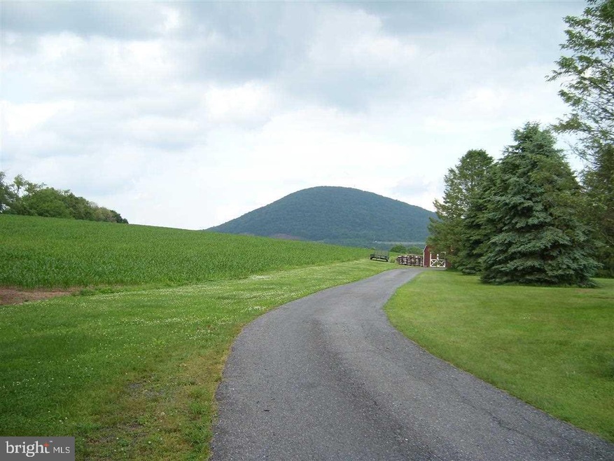 8 Fairground Rd, Newport, PA 17074 - photo 1