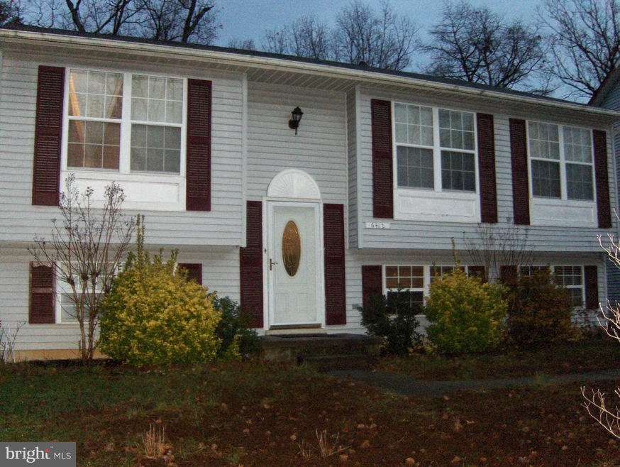6412 Bear Ct, Waldorf, MD 20603 - photo 1